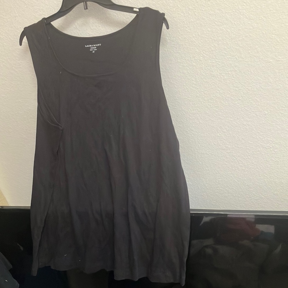 FINAL MARKDOWN Laura Scott tank top 1X